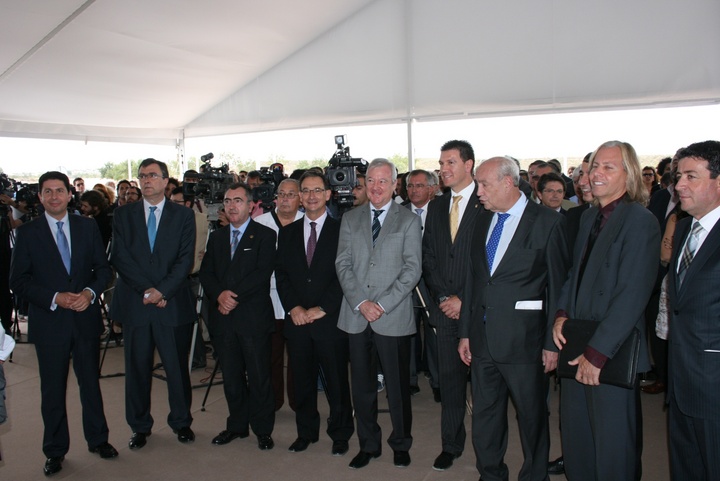 Colocación de la primera piedra del proyecto Parque Paramount (1)