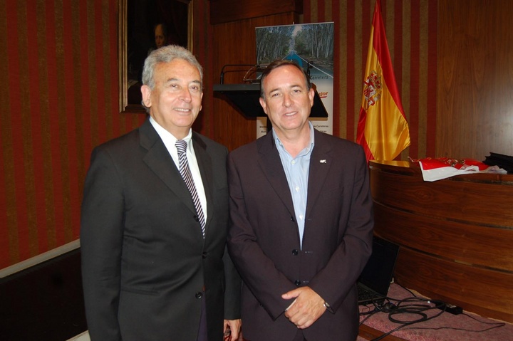 Un ingeniero de la Consejería de Obras Públicas, premiado por la Asociación Española de la Carretera