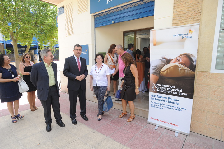 Inauguración del centro de atención al cliente que Gas Natural Fenosa en Murcia