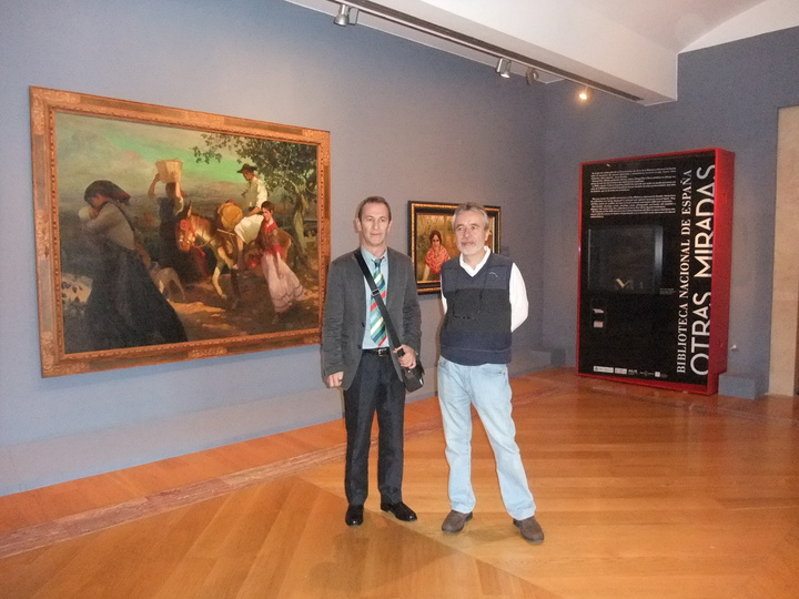 El director general de Bienes Culturales, Francisco Giménez, en su visita a 'Otras Miradas'