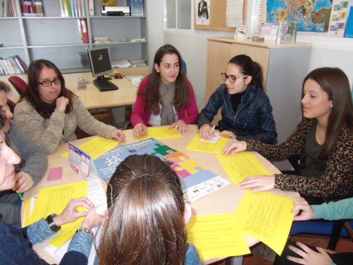 Iniciativa juvenil '¡SOCORRO, quiero ser digital!'