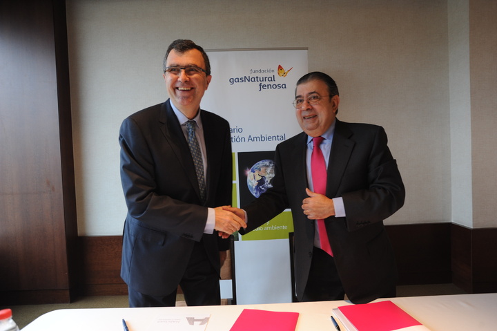 Ballesta firma un convenio con Fundación Gas Natural Fenosa