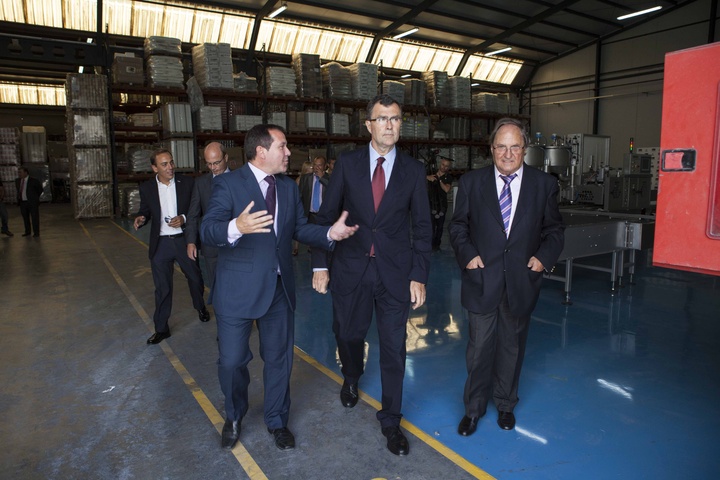 Visita fabrica de pinturas Eupinca
