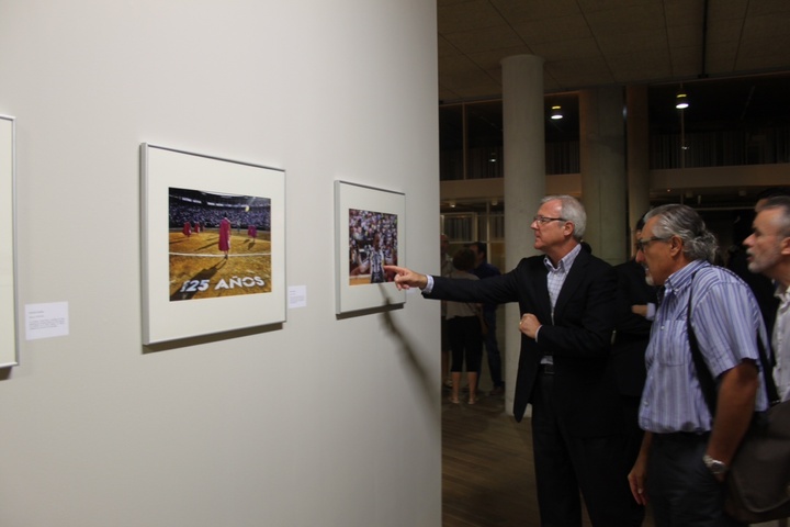 Valcárcel inaugura la exposición de Fotoperiodismo en la Región de Murcia (1)