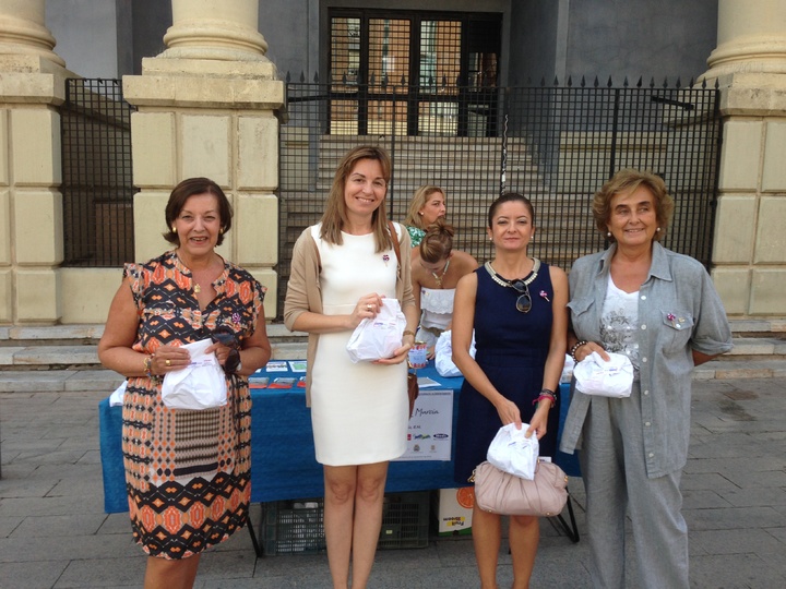 Educación participa en las actividades de Adaner Murcia con motivo del Día regional de los Trastornos de la Alimentación