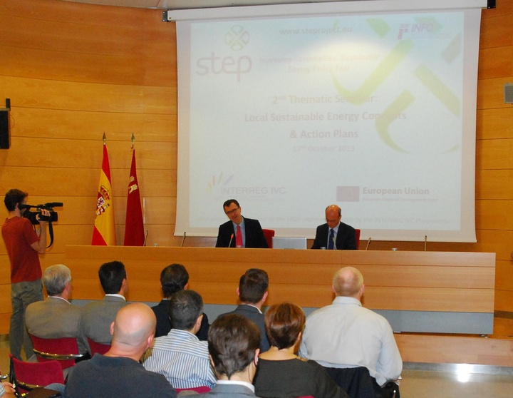 José Ballesta inaugura el seminario europeo 'Conceptos de energía sostenible local'