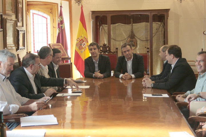 Reunión de la junta directiva de la Asociación Ruta del Vino de Yecla.