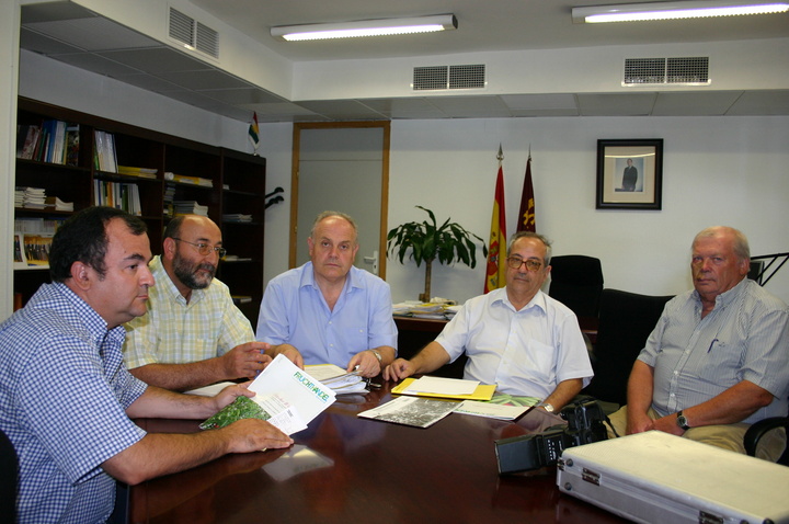 La revista alemana Fruchthandel se interesa por el Programa de Agricultura Limpia de la Comunidad de Murcia