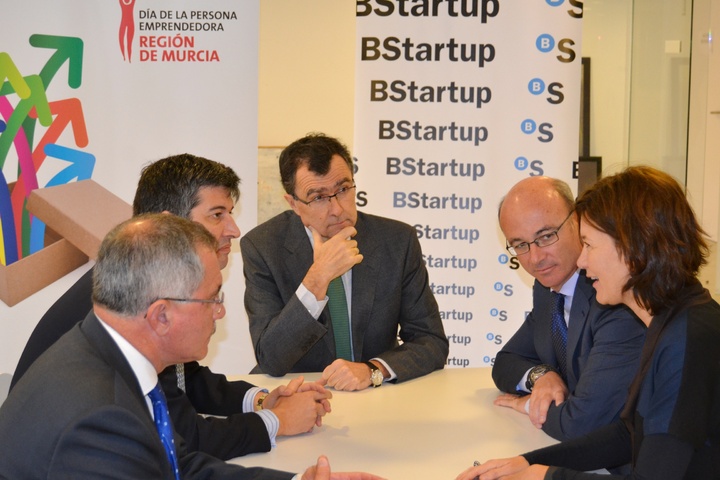 Día del Emprendedor en Águilas-reunión Sabadell