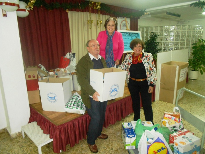 Campaña de recogida de alimentos en los centros sociales de personas mayores