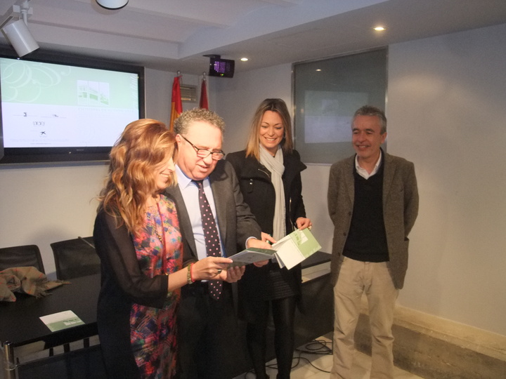 Presentación de 'Escritores en su tinta'