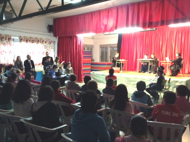 Representación de un juicio realizado por alumnos del programa 'Educando en Justicia' en Molina de Segura