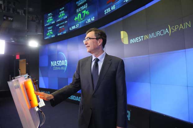 José Ballesta durante el cierre de la sesión del Nasdaq en Nueva York (2)