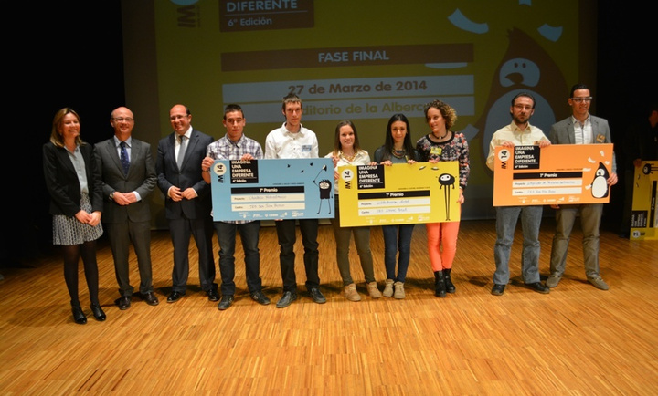 Imagen de los premiados en el certamen 'Imagina una Empresa'