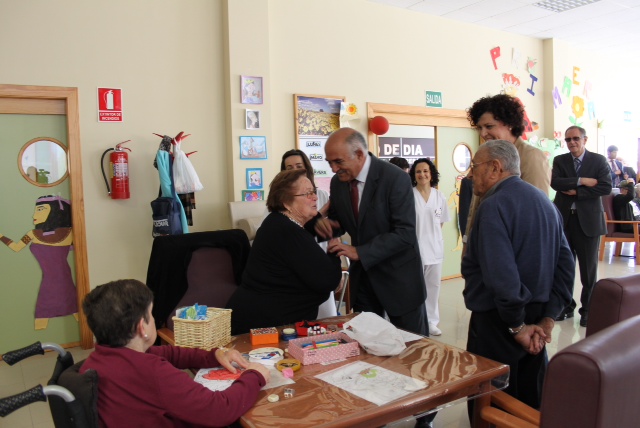 El presidente Alberto Garre durante su visita al municipio de Puerto Lumbreras (2)