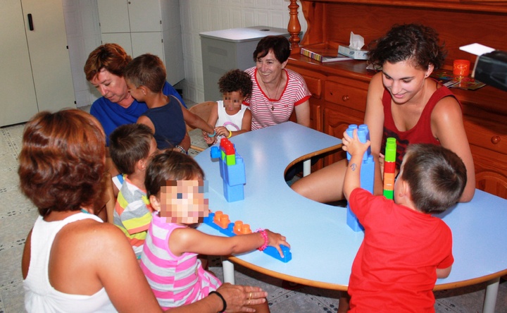 Visita al centro de verano del Hogar de la Infancia de Cartagena