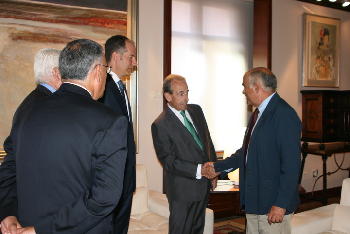 El jefe del Ejecutivo murciano recibe a los presidentes de Caja Rural Central y Caja Rural Regional San Agustín (1)