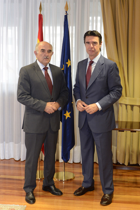 Reunión del presidente Garre con el ministro de Industria, Energía y Turismo (I)