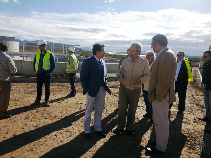 Visita a las obras de la depuradora del río Turrilla