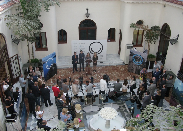Presentación del logo 'Costa Cálida' 2
