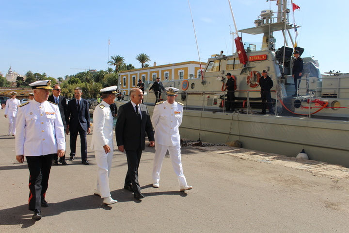 Garre durante su visita al Arsenal Militar de Cartagena y el Cuartel General de la Fuerza de Acción Marítima (2)