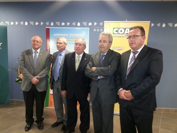 Clausura de las jornadas técnicas sobre cultivos alternativos en Cieza