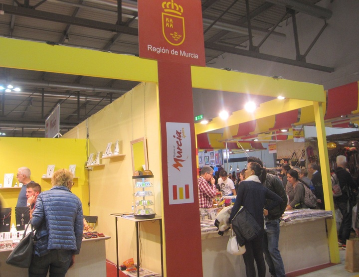 'Manos Artesanas de Murcia' en la Feria de Milán