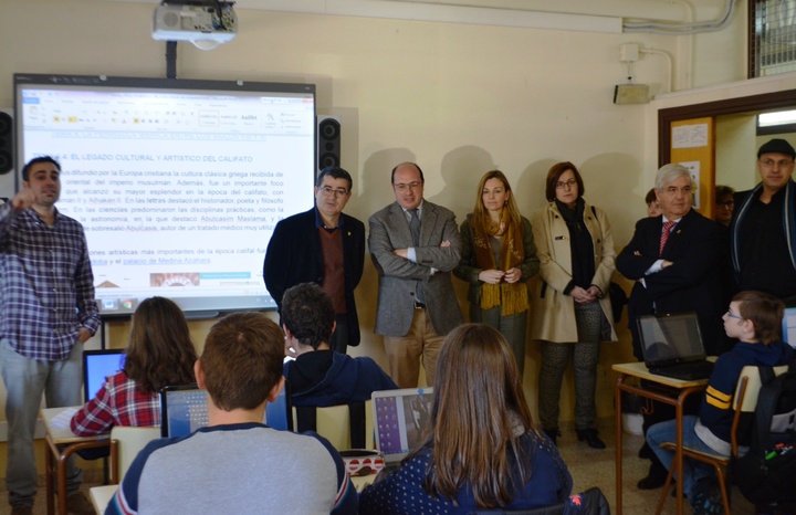 Visita del consejero de Educación al IES Infanta Elena de Jumilla
