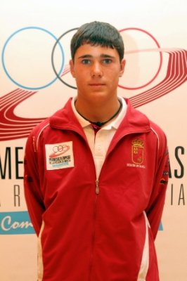 Ucha Sánchez, Adrián