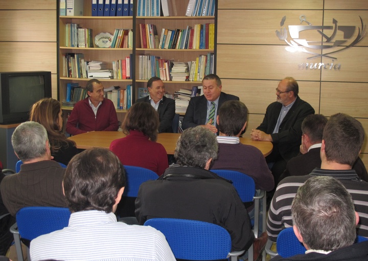 Reunión con el Colegio de Ingenieros Técnicos de Obras Públicas e Ingenieros Civiles (2)