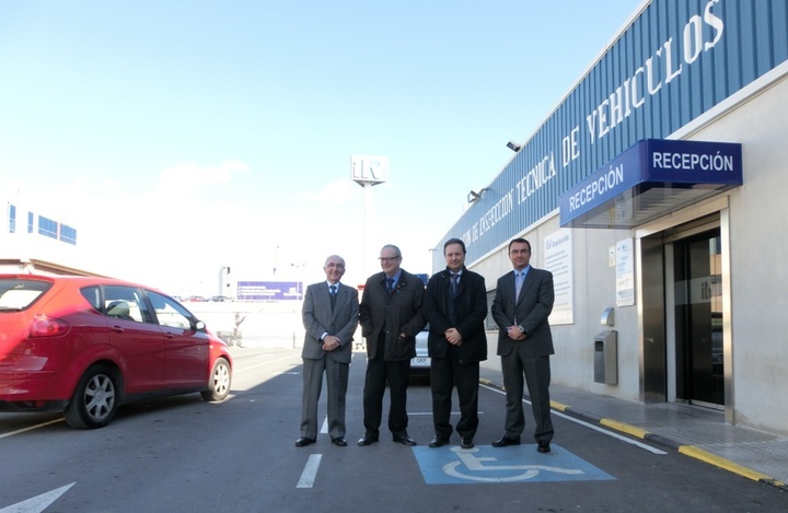 Visita del director general de Industria a la ITV de Espinardo