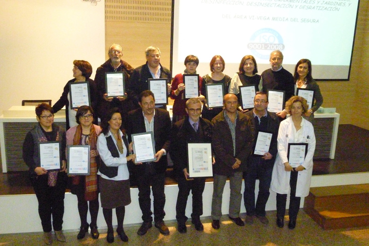 Centros sanitarios dependientes del Área de Salud VI-Vega Media del Segura reciben la certificación ISO 9001:2008