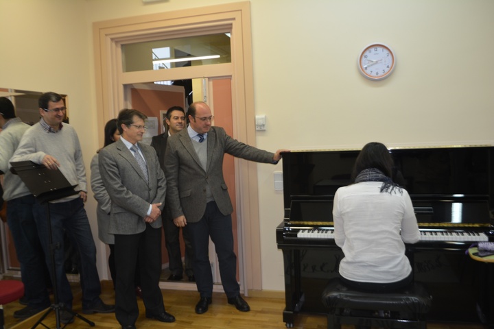 El consejero de Educación y el alcalde de Lorca visitan el Conservatorio de Música Narciso Yepes