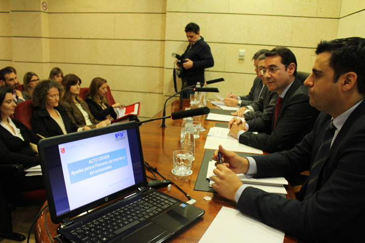 Jornada sobre la Estrategia para la Creación de Empleo en CROEM 1