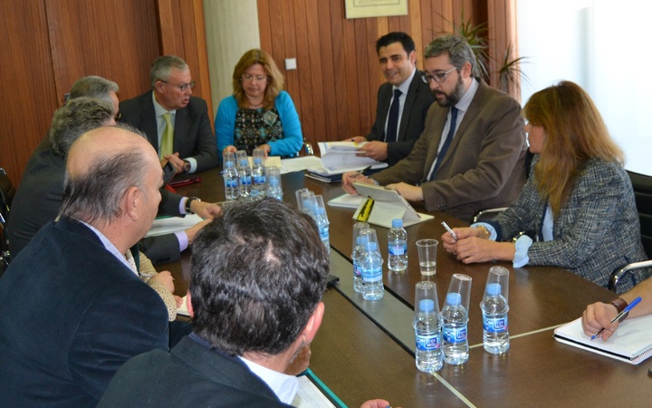 Reunión con la Comisión Especial de Empleo de la Asamblea Regional