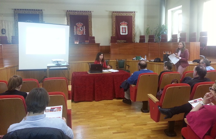 Jornada de trabajo comercialización rutas del Vino en Yecla