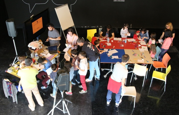 Talleres para profesores y alumnos dentro del Media Art Futures (2)