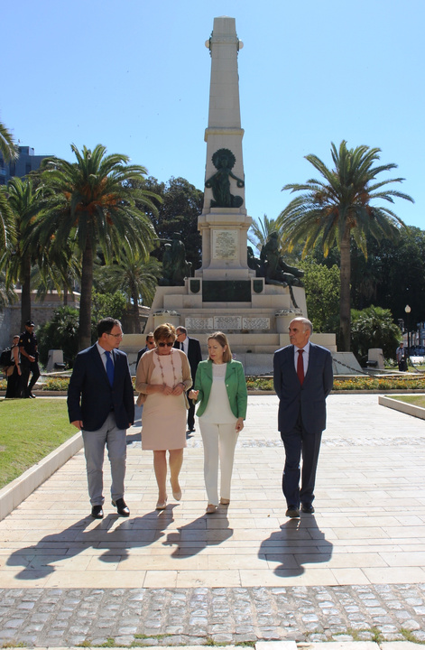 Visita de la ministra de Fomento, Ana Pastor. II