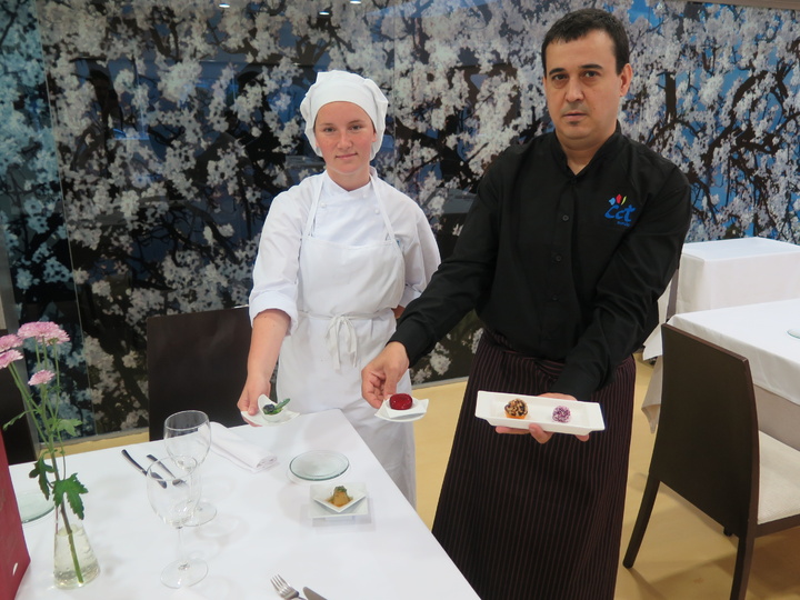 Menú especial del restaurante de prácticas del CCT (Centro de Cualificación Turística)-trampantojo