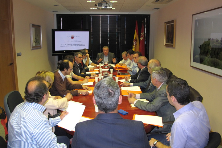 Reunión del grupo de trabajo de Obras Públicas del Libro Blanco de la Construcción