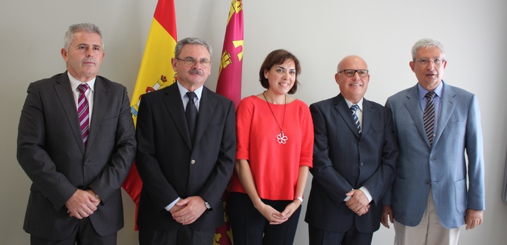 Toma de posesión de los nuevos directores generales de la Consejería de Sanidad