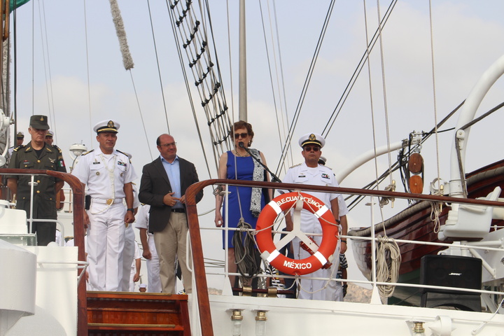 Visita al buque escuela 'Cuauhtémoc' de la Armada mexicana (4)