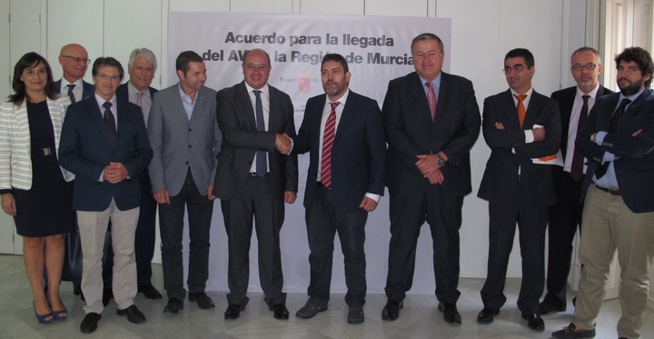 Acuerdo para la llegada del AVE a la Región de Murcia (1)