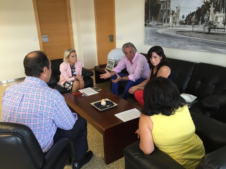 Adela Martínez-Cachá felicita a la Asociación de Productores de Melón de Torre Pacheco por el reconocimiento como Indicación Geográfica Protegida