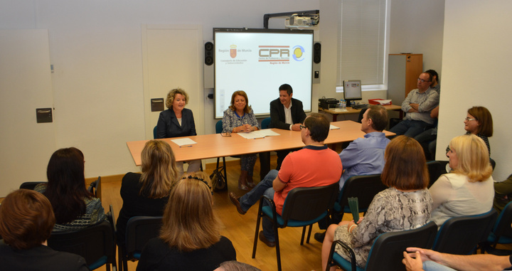 Educación apuesta por ampliar la oferta formativa desde el CPR
