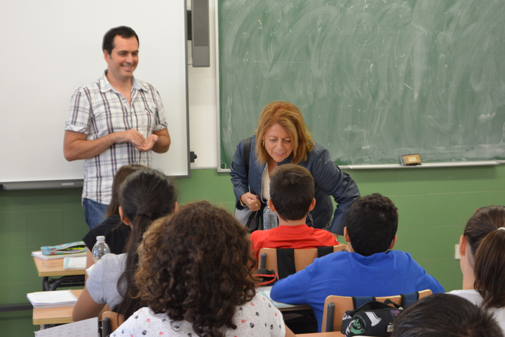 Educación pone en marcha una nueva aula abierta en el IES Poeta Julián Andúgar de Santomera (2)