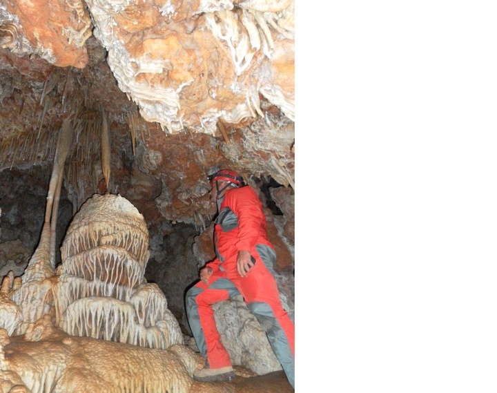 Cueva La Matea, ubicada en el término municipal de Mula