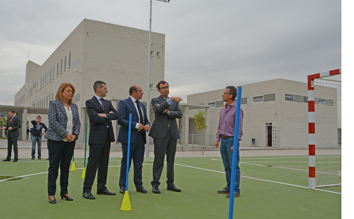 Inauguración del colegio Escuelas Nuevas de El Palmar (I)