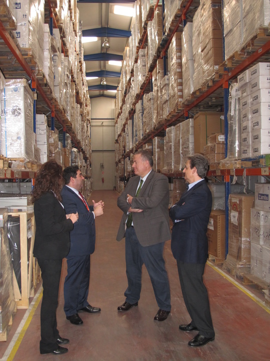 Visita a la base logística del Grupo Caliche en San Javier
