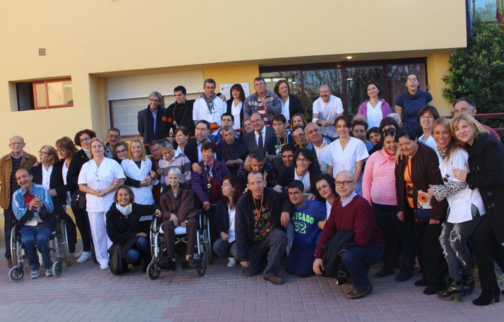 Visita al Centro para Personas con Discapacidad 'Doctor Julio López Ambit'